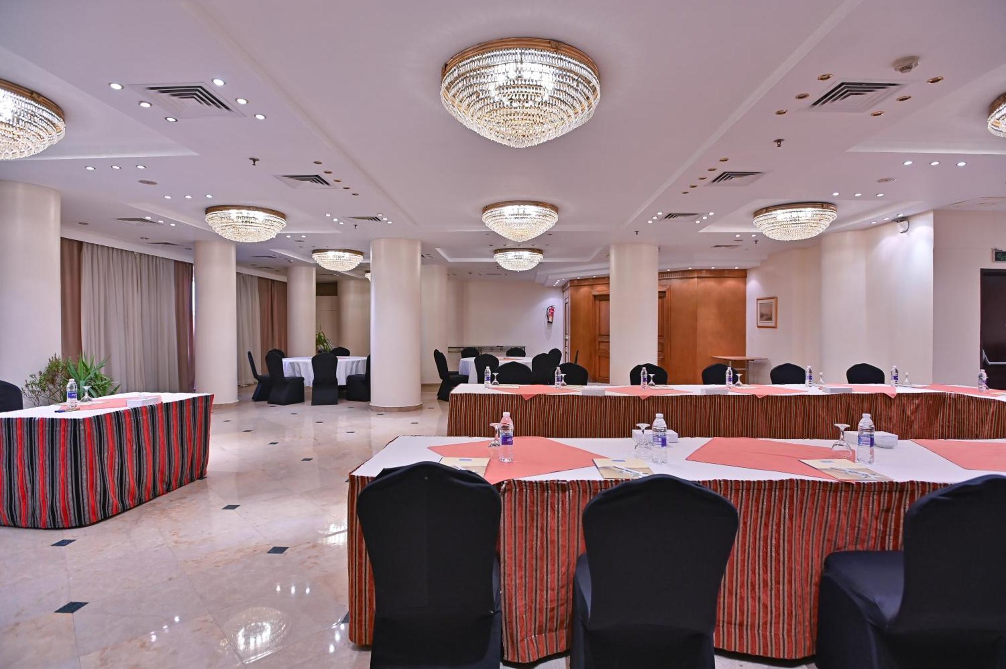 Swiss Inn Nile Hotel Giza Exteriör bild