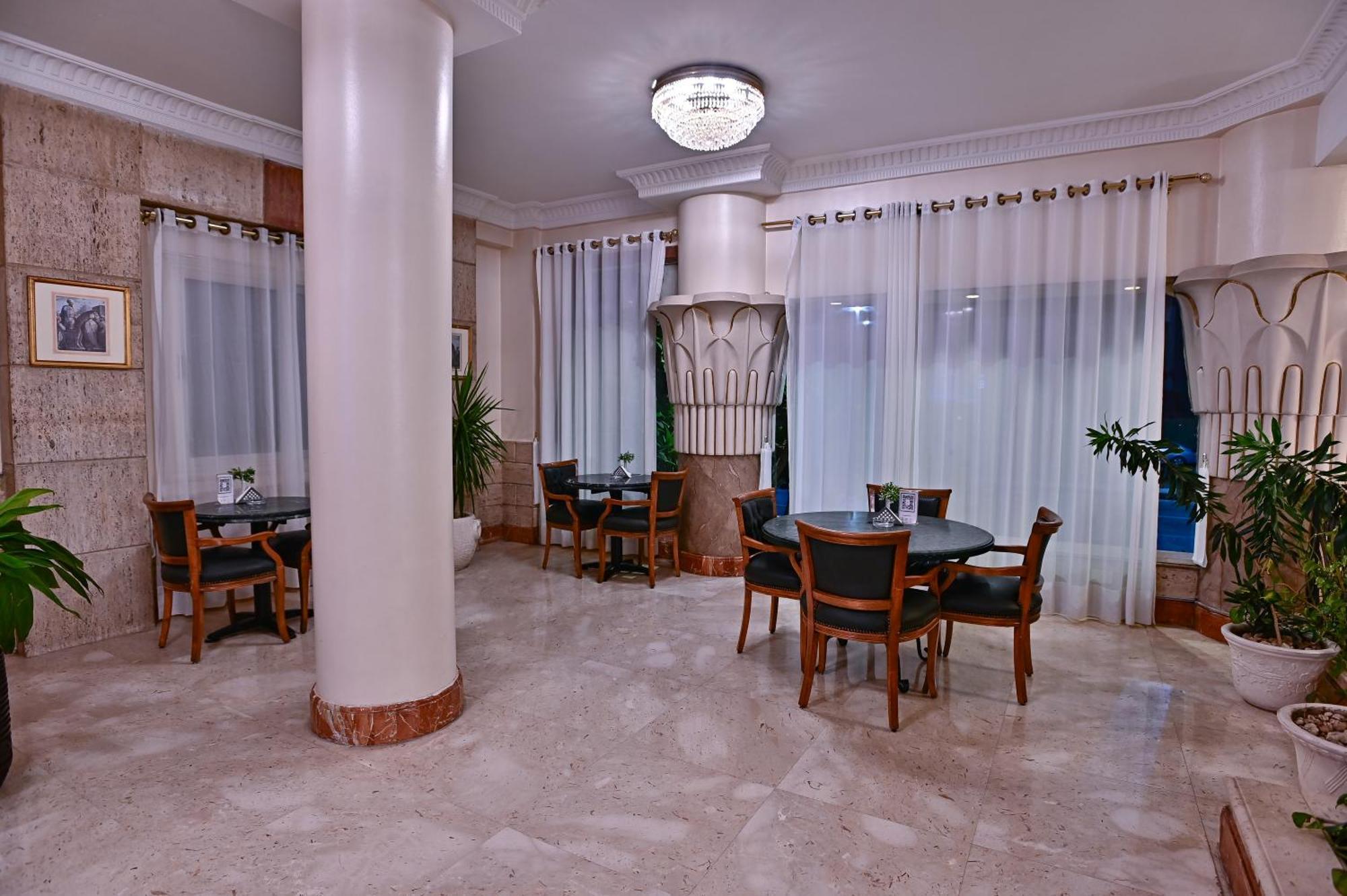 Swiss Inn Nile Hotel Giza Exteriör bild