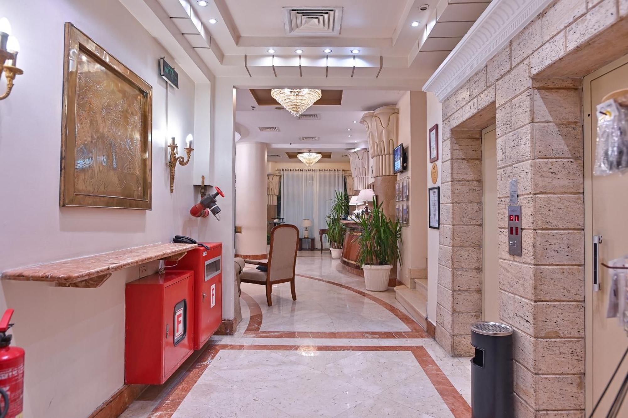 Swiss Inn Nile Hotel Giza Exteriör bild